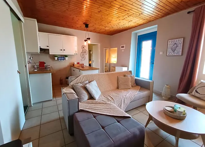 Nafplio Cottage-Grandma\'S Yard