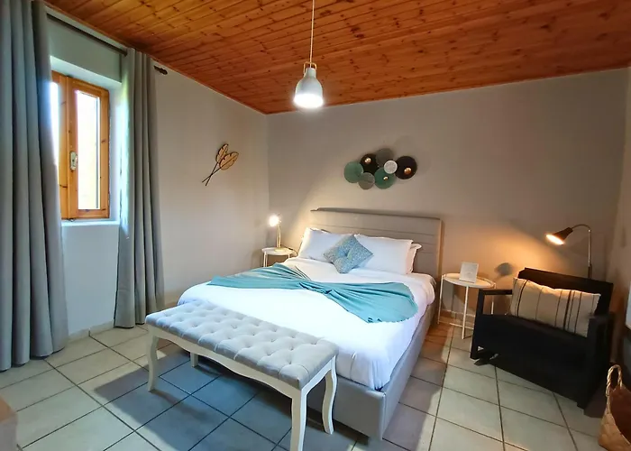 Nafplio Cottage-Grandma\'S Yard
