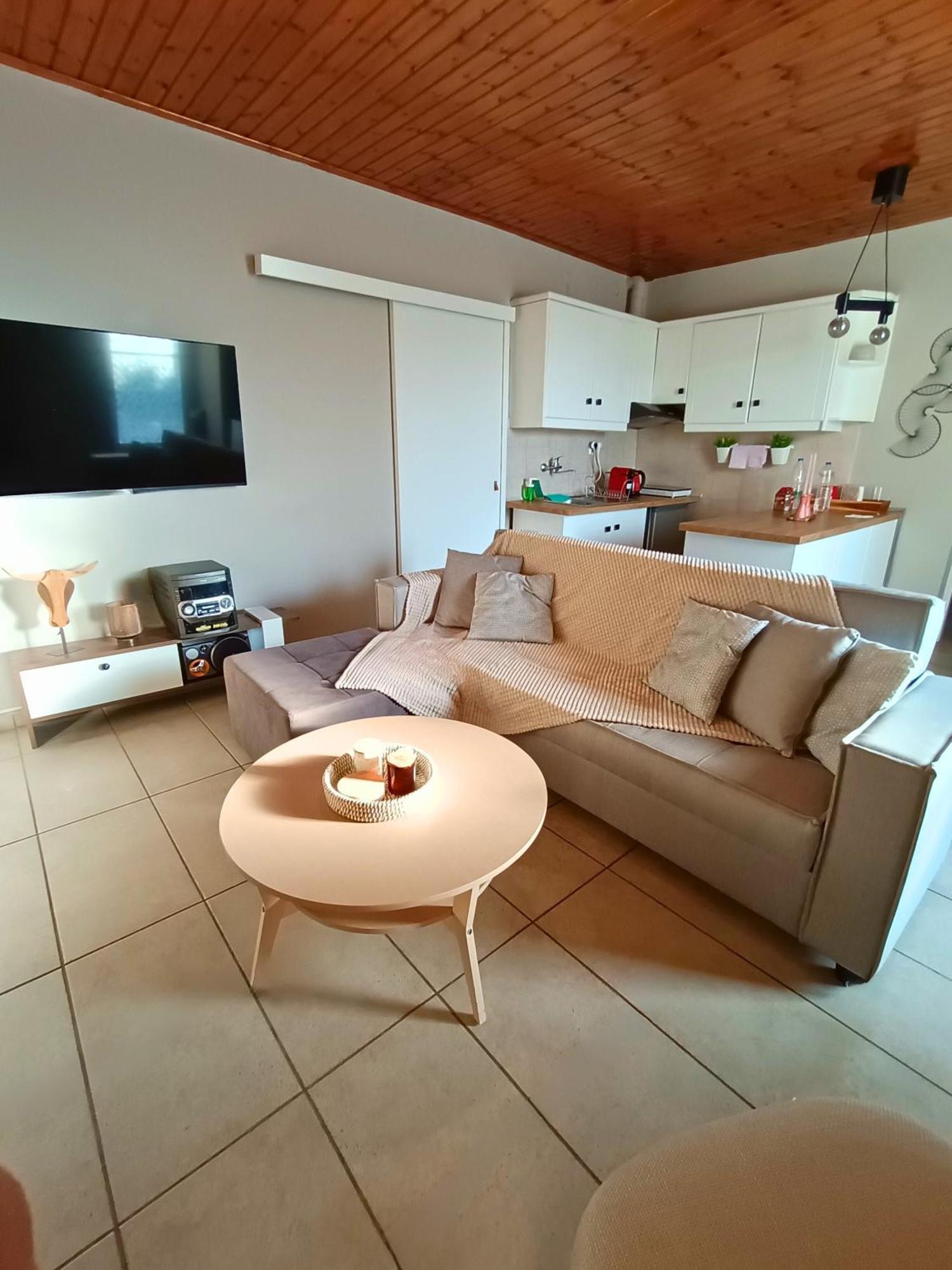 Nafplio Cottage-grandma's Yard *